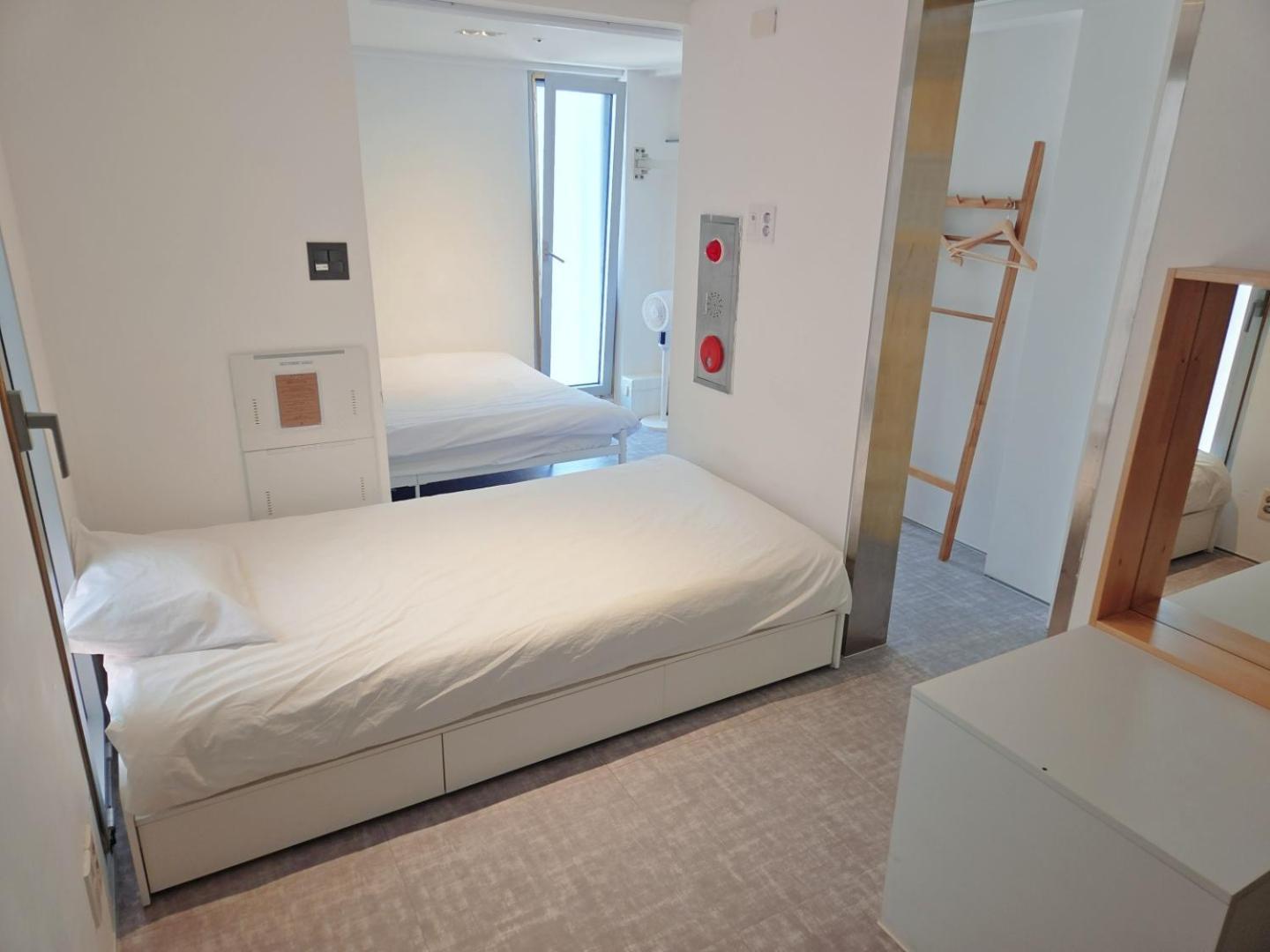 Look Home Guesthouse Сеул Екстериор снимка