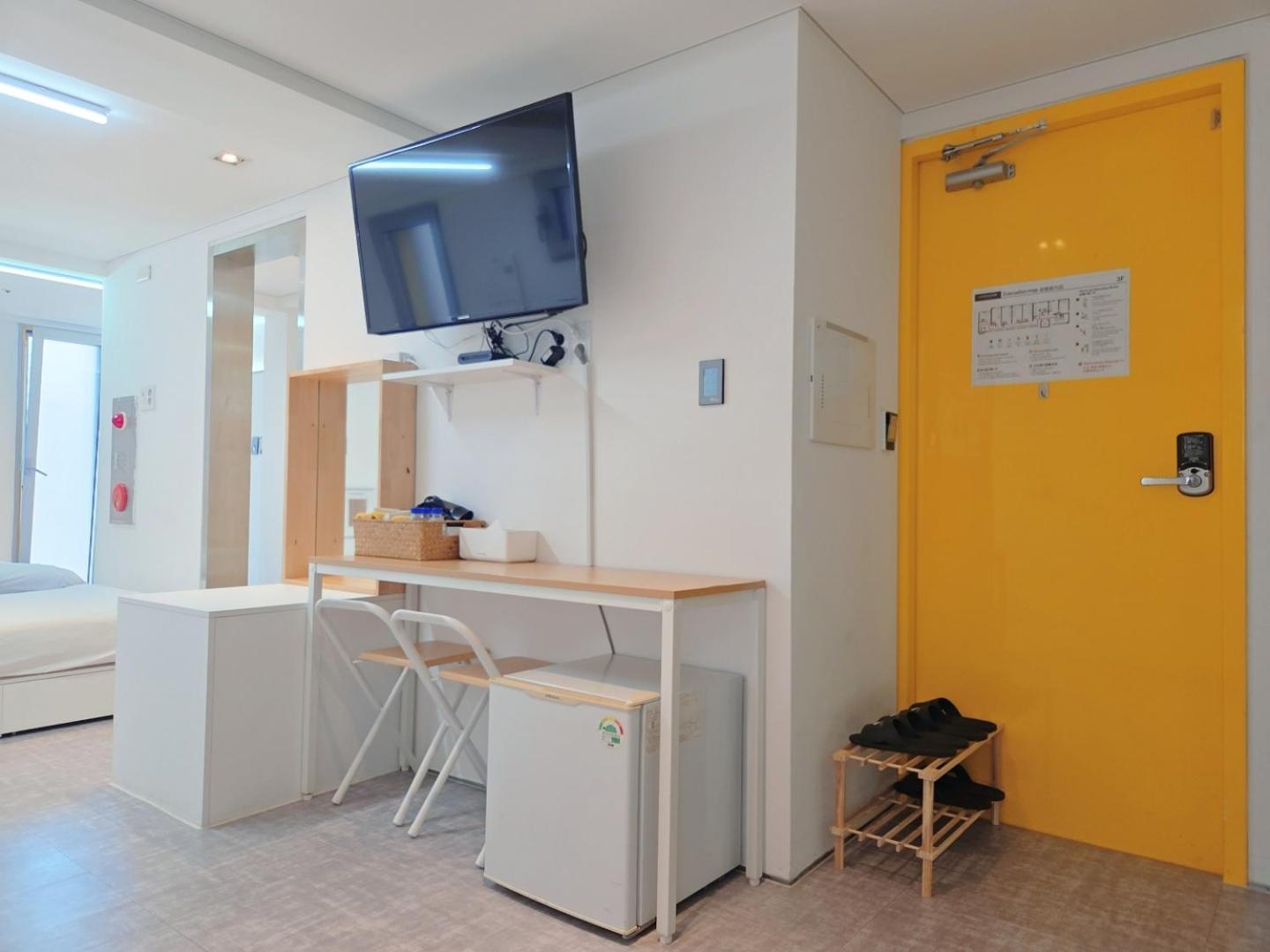 Look Home Guesthouse Сеул Екстериор снимка