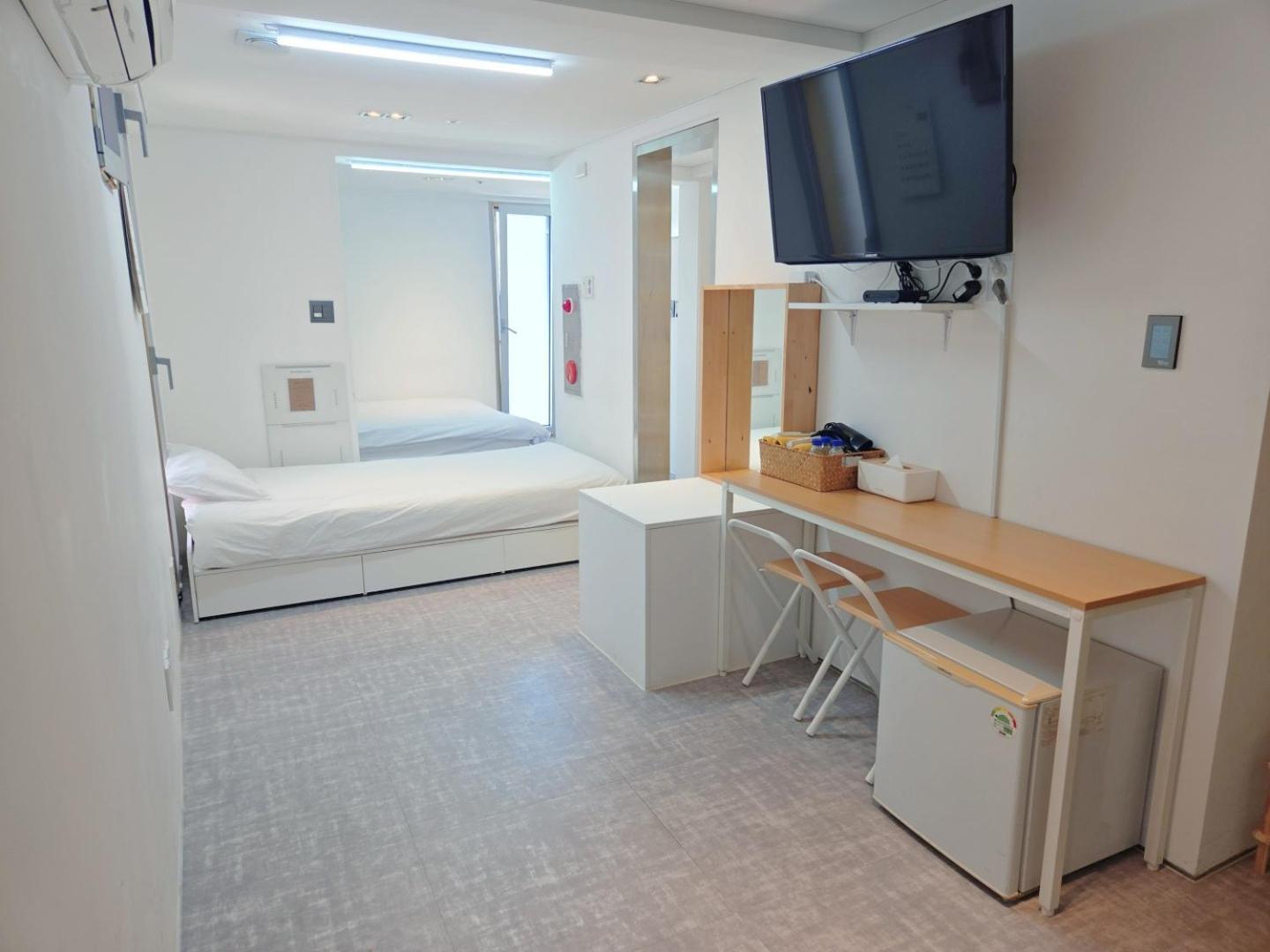 Look Home Guesthouse Сеул Екстериор снимка